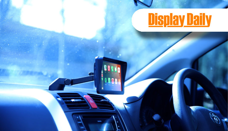 Australia’s Navig8r Introduces Portable Touchscreen for Automotive Smartphone Integration